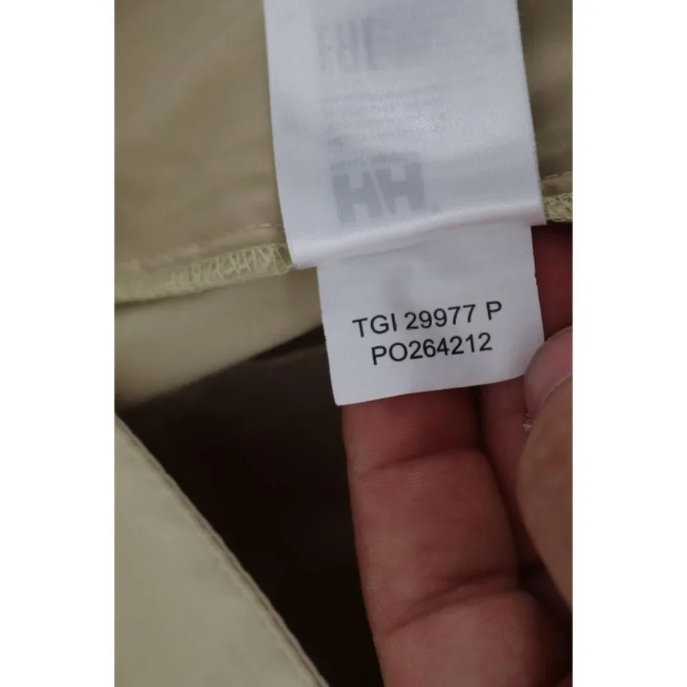 Helly hansen shorts men's small Tokyo 2020 Olympic Obs beige chino 9